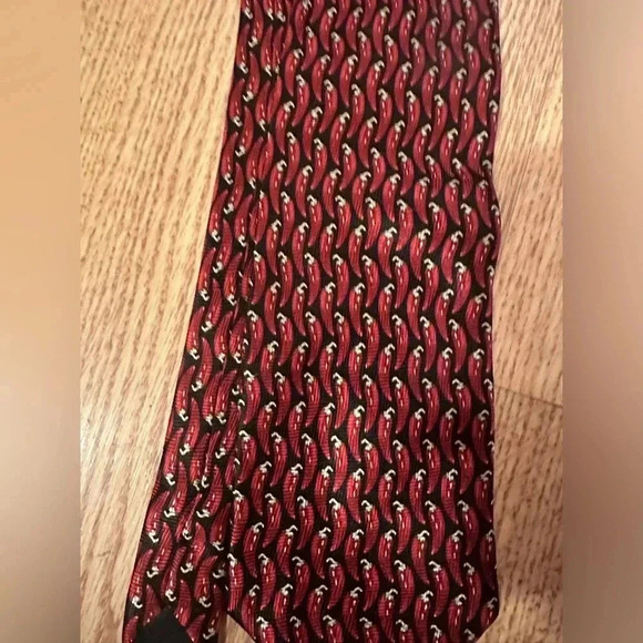 Red Chili Patterned 100% Silk Neck Tie - Picture 1 of 5